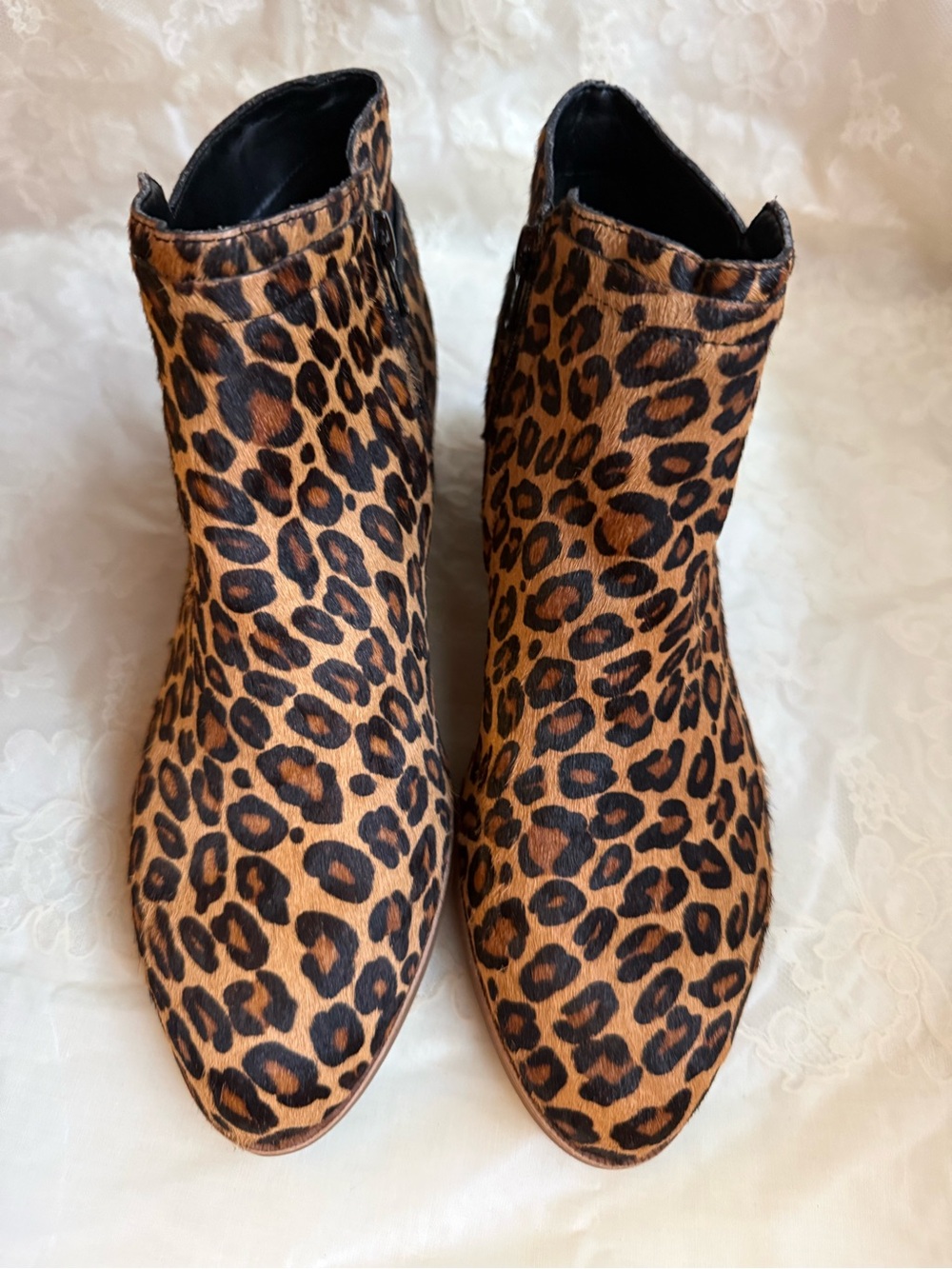 Gianni Bini Leopard Print Torloni Ankle Boots Stacked Heel Black & Congac 8.5 - Picture 5 of 14